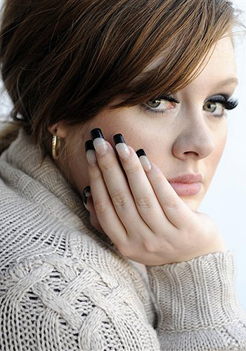 ADELE LAURIE BLUE ADKINS Nils style
