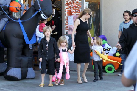Angelina Jolie and kids get into the Halloween spirit with costume shopping