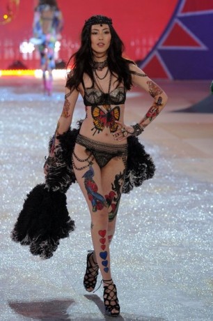 Model Liu Wen walks the runway during the Victoria's Secret 2012 Fashion Show