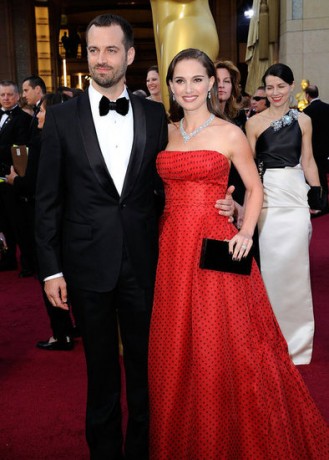Natalie Portman Benjamin Millepied in 2012 Oscars Red Carpet