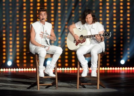 Singer Justin Bieber performs during the 2012 Victoria's Secret Fashion Show