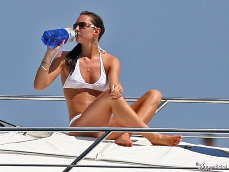 kate-middleton-bikini