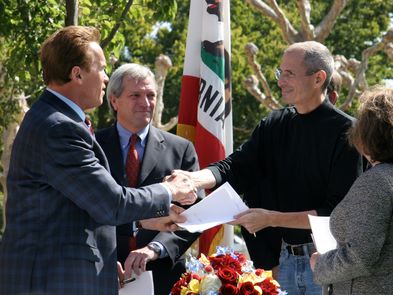 steve job and arnold schwarzenegger