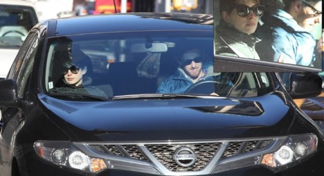 Anne Hathaway Luxury Car Snap Anne Hathaway Luxury Car Snap