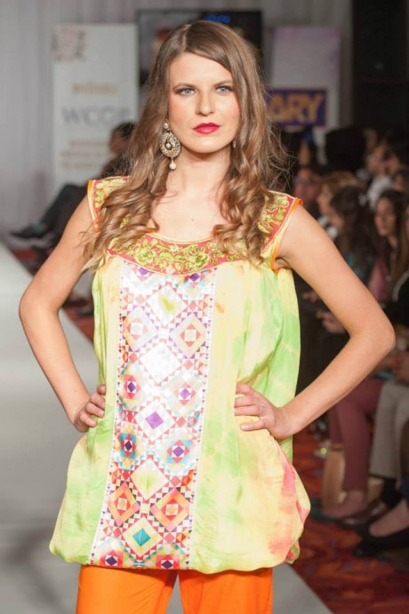 New York Fashion Week 2014 Fabulous Dresses Exhibition