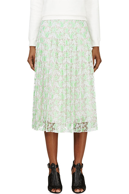 What To Wear When It's Too Hot For Clothes