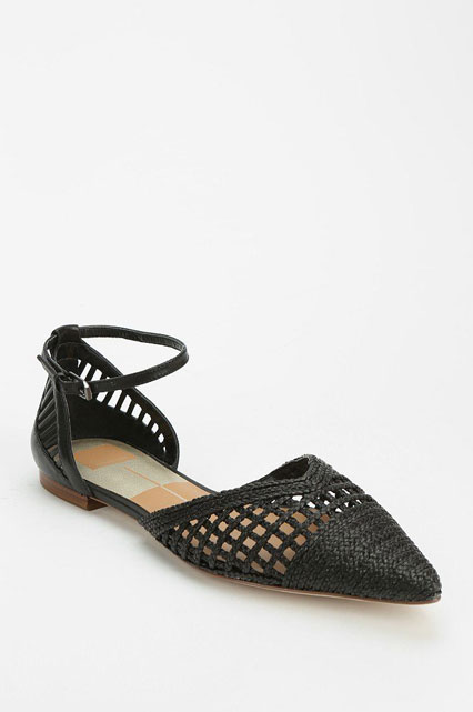 Why You Should Open Your Mind To Closed-Toe Shoes In Summer