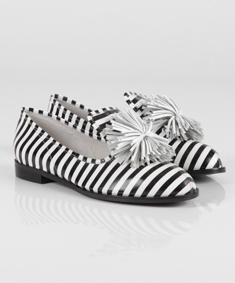 Why You Should Open Your Mind To Closed-Toe Shoes In Summer
