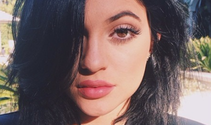 Hot Kylie Jenner crashes her Car again Hot Kylie Jenner crashes her Car again